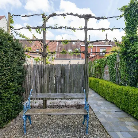 Tuzzetje بيت للعطل *